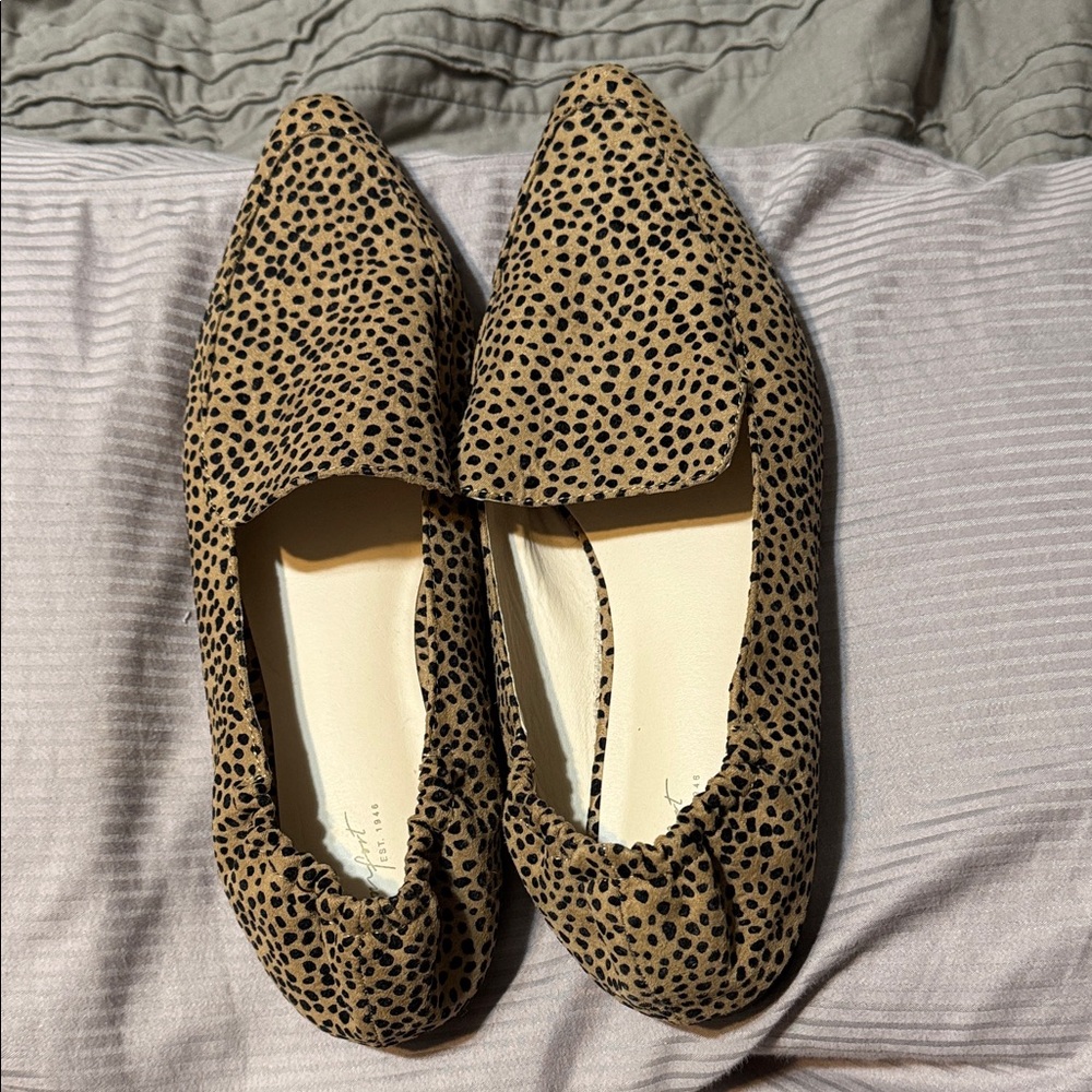 Spotted Tan Women's Loafers